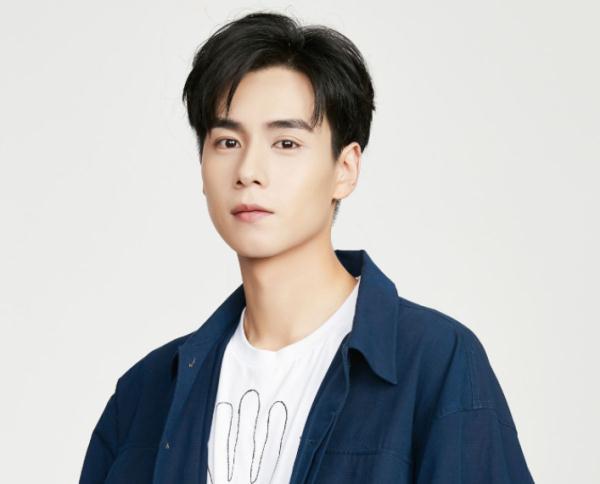 《亲爱的，热爱的》他36岁，长相骗过所有人，还以为是“小鲜肉”