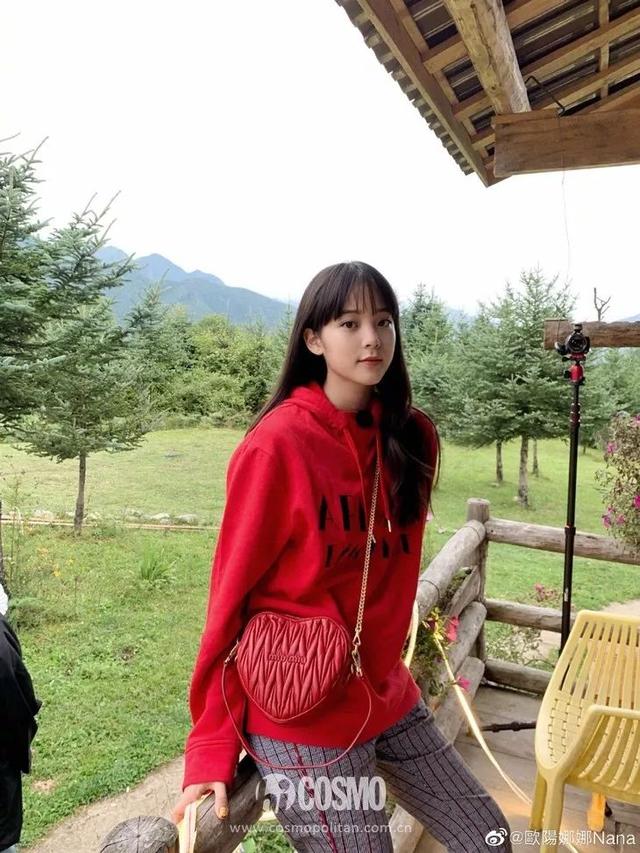 巨好玩 |“宅中贵族”欧阳娜娜女士的长假攻略，要8天