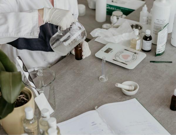 年轻人护肤不看品牌看成分，国产品牌有了新机会