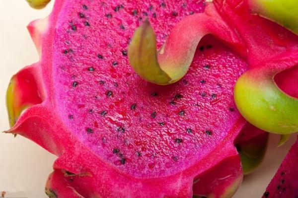 爱吃火龙果的要留意了，我也是今天才知道，抓紧告诉身边的人