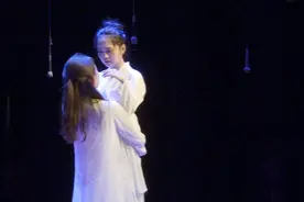 去孟加拉国，听一场来自中国演员的泰戈尔剧作！视频封面