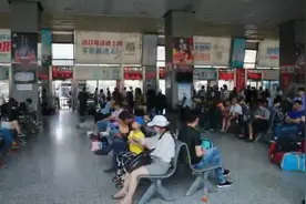 中国智慧破解世界难题！沪通长江大桥通车后，张家港市将告别没有火车的历史视频封面