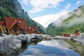 【沸点】团购温泉别墅套餐 约不到周末也不能退款 消费者：是不是“套路”？视频封面