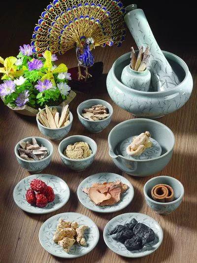 手上长鸡皮皮肤