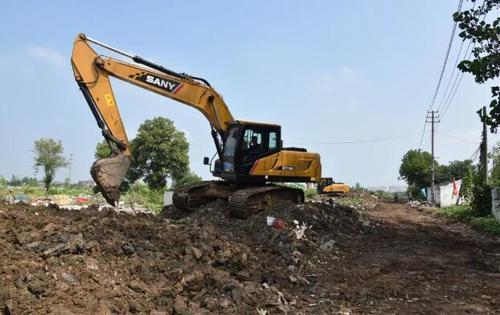 连接城北新区和荆州古城,人民北路延伸线正式开建