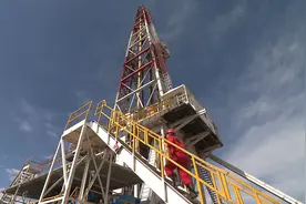 塔里木打造超深井 钻探地下珠峰视频封面