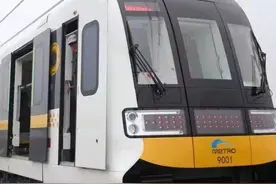 哇噻噻~西部首条无人驾驶地铁线全线“洞通”啦！图片