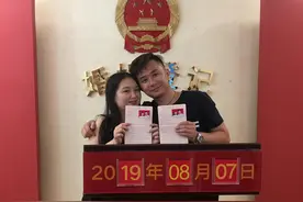 相识27天七夕闪婚 烧烤店老板与美女食客的爱情视频封面