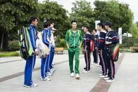 王燕阳《奋斗吧，少年！》持续升温 热血单挑彭昱畅图片