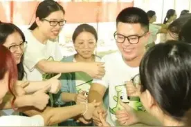 有点意外！这家三甲医院医生入职第一课，院长讲小学生守则！背后原因值得点赞图片