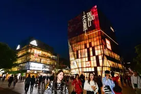 夜间经济拉长“北京一夜”  夜归人有了更多去处