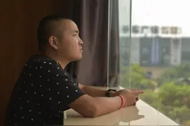 HIV试纸客服唐伟文 ：我愿再无回头客视频封面