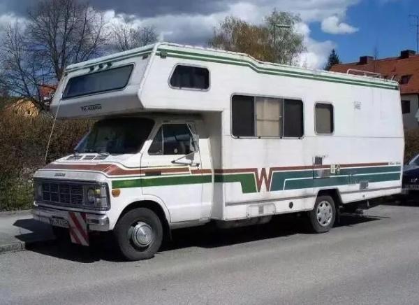 汽车车型的这些字母缩写你都清楚吗？