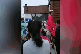 求锤得锤！内蒙古人果然是骑马上学的