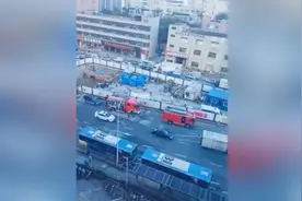深圳在建地铁作业车撞上工人，2死2伤视频封面