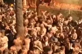 一年一度！西班牙“西红柿大战”狂欢节火热开幕，场面十分热闹视频封面
