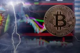大爆仓！15分钟8亿资金灰飞烟灭，比特币遭空头精准狙击！加密货币市场全线下挫，到底发生了什么图片
