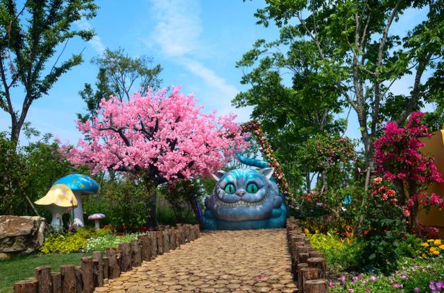 铁皮玩具、奥特曼……这些儿时记忆搭乘浦江郊野公园的“时光隧道”来找我们啦