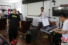 乐队在路上图片