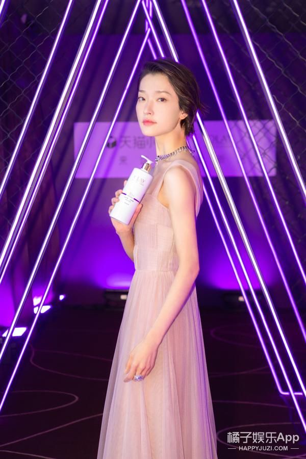 olay抚纹身体乳