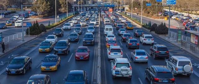 贵阳拟取消汽车限购，牌照发放量增加3万个以上