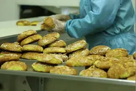 飘香百年！走进内蒙古“月饼之乡”