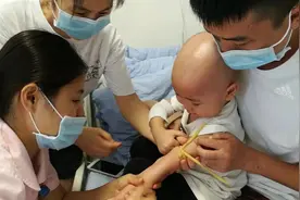 东莞3岁女童患白血病，每天问妈妈：我什么时候去上幼儿园？