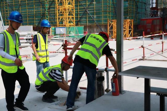 兰溪市建设局网站（防风险 兰溪市建设局开展建筑工地专项检查）