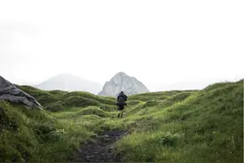 江苏连云港2019年完成电力直接交易电量87.12亿千瓦时 减少企业电费成本2.5亿元图片