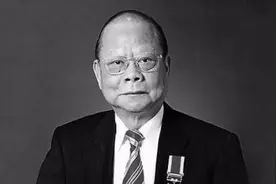 “客家骄子”曾宪梓在梅州逝世：终生回报祖国，捐资超12亿港元视频封面