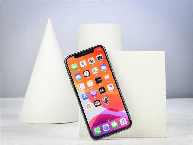 7000元以上怎么选 三星S20+隔空对比iPhone