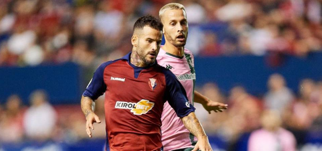 奥萨苏纳vs皇家贝蒂斯(西甲华金迎里程碑)