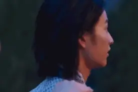 女艺人爆红新方式：成为周杰伦的“奶茶妹”...图片