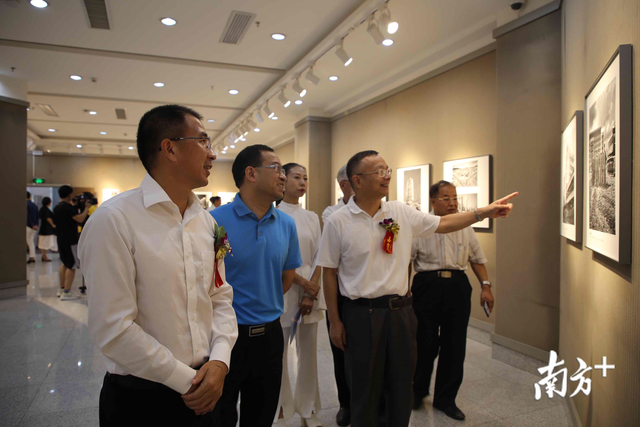 深圳工程兵图片展