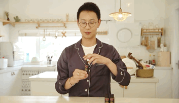 吃胶原蛋白会引起失眠吗 吃胶原蛋白会引起失眠吗为什么