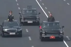 国庆丨泪目！阅兵车牌号是1949和2019视频封面