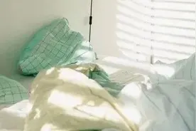 实用 | 被子放久了有异味？简单1招，干净杀菌，比晒还管用图片