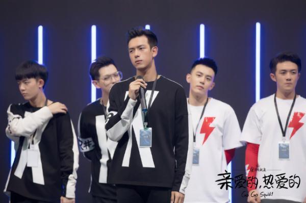 难怪吴刚的儿子那么眼熟，再刷一遍《亲爱的热爱的》，终于懂了