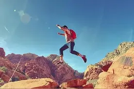 旅游途中，不小心崴脚了，你该怎么办？图片