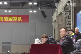 王濛：“旗帜”武大靖顶住了压力 强化竞争为祖国而战视频封面