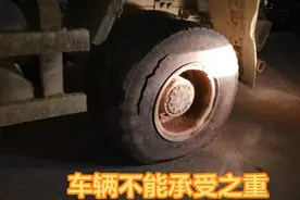 曝光！4辆“百吨王”侥幸上路行驶 结果被巡逻民警全部查获图片