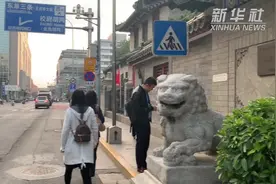 致敬“将生命奉献到最后”的无言良师视频封面