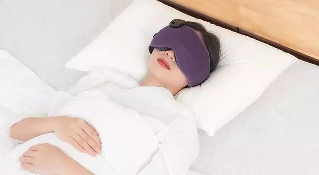 9个失眠程序员做了个助眠神器 一戴上 立马就想睡了