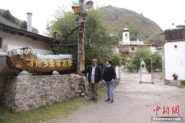 这对60后夫妻隐居山林16年，过着人们最“向往的生活”