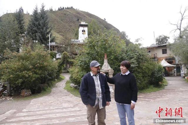 这对60后夫妻隐居山林16年，过着人们最“向往的生活”