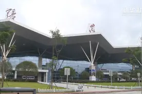 国际网红景点！张家界开通至韩国三条国际定期航线视频封面