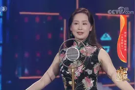 上海歌手林宝致敬经典，舞台再唱《天涯歌女》，成功圈粉全场视频封面