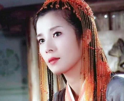 18年前的《杨门女将》才是硬核，认出小龙女、郭襄，却没认出青儿