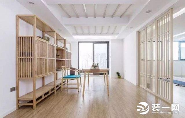 100多平米底跃层装修 感受清新原木装修风格之美