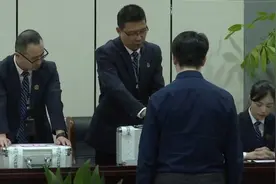 大量连号被质疑，杭州一楼盘重新摇号视频封面